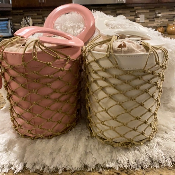 Net Bucket Drawstring Handbag - Picture 4 of 4